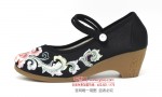 BX007-847 黑色 舒适中国风刺绣古典女单鞋