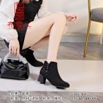 BX385-301 黑色 时装简约侧拉链粗跟女靴【超柔】