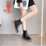 BX556-078 黑色 时尚舒软英伦风女马丁靴【超柔】