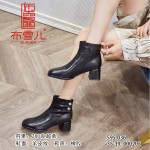 BX595-036 黑色 时装优雅粗跟女短靴【超柔】