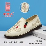 BX593-066 米色 舒适休闲男绣花布单鞋